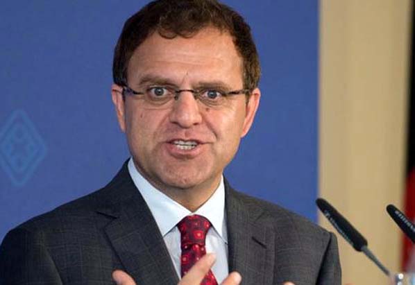 Zakhilwal Meets with Bajwa,  Discusses Bilateral Relations